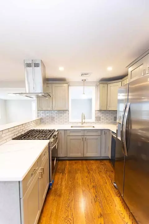 2 Holmes Rd, Coventry, RI 02816 photo 4