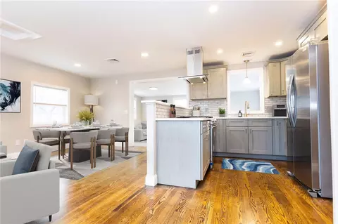 2 Holmes Rd, Coventry, RI 02816 photo 8