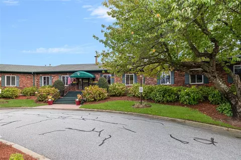 Other - 931 Williamsburg Cir, Warwick, RI 02886 photo 7 of 12
