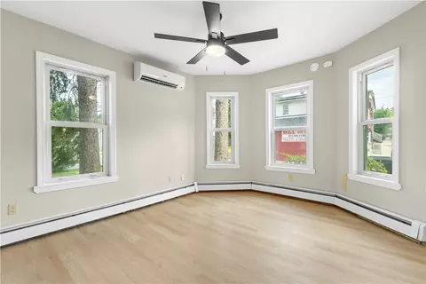 Living - 715 Elm St, Woonsocket, RI 02895 photo 9 of 10