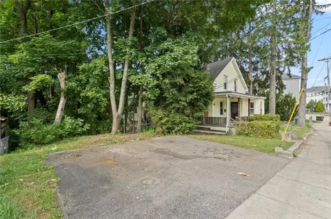 Exterior - 715 Elm St, Woonsocket, RI 02895 photo 6 of 8