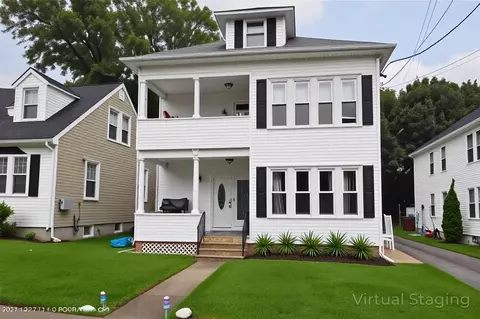 61 Warwick St, Woonsocket, RI 02895