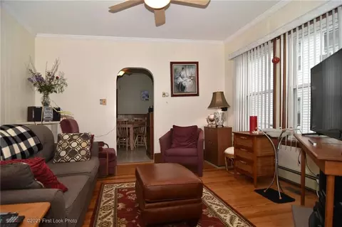 Living - 61 Warwick St, Woonsocket, RI 02895 photo 3 of 7