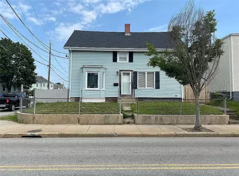 154 Columbus Ave, Pawtucket, RI 02860