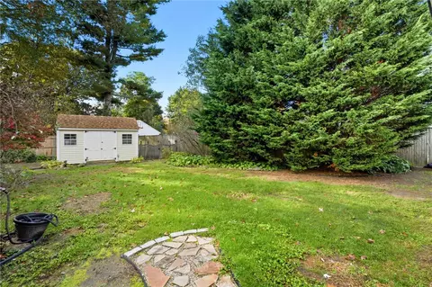 Exterior - 117 Spring Green Rd, Warwick, RI 02888 photo 10 of 15