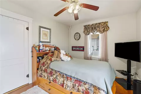 Bedroom - 117 Spring Green Rd, Warwick, RI 02888 photo 1 of 4