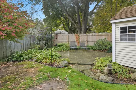 Exterior - 117 Spring Green Rd, Warwick, RI 02888 photo 9 of 15