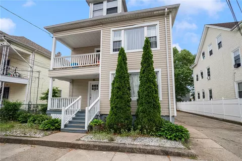 85 Englewood Ave, Pawtucket, RI 02860