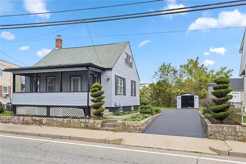 904 Main St, West Warwick, RI 02893