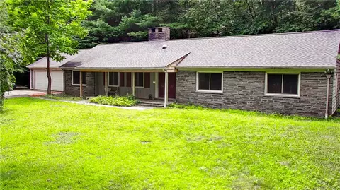 724 Greenville Ave, Johnston, RI 02919