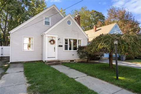 140 Concord Ave, Cranston, RI 02910