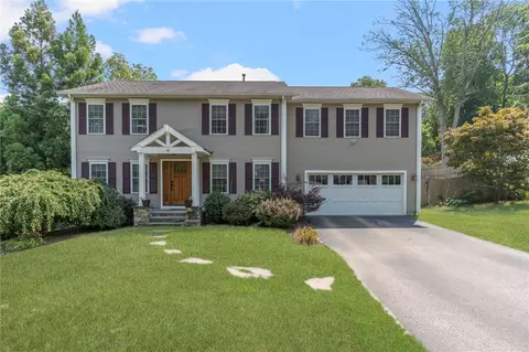 16 Taylor Ln, Warwick, RI 02886 photo 2