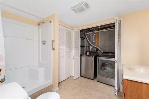 16 Taylor Ln, Warwick, RI 02886 photo 34