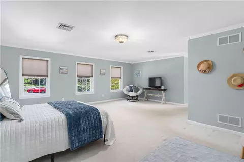 16 Taylor Ln, Warwick, RI 02886 photo 22
