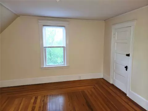 Bedroom - 529 Park Ave, Woonsocket, RI 02895 photo 3 of 3