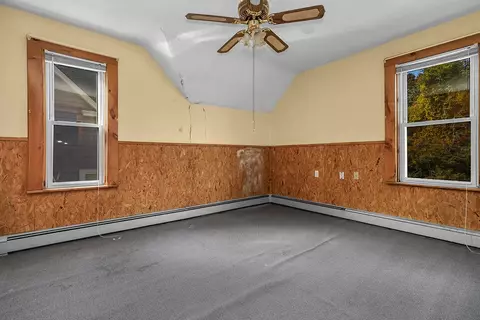 Bedroom - 625 Gaskill St, Woonsocket, RI 02895 photo 7 of 9