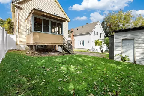 Exterior - 625 Gaskill St, Woonsocket, RI 02895 photo 5 of 7