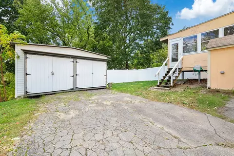 Exterior - 625 Gaskill St, Woonsocket, RI 02895 photo 6 of 7
