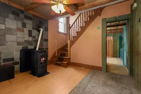 Entry Way - 625 Gaskill St, Woonsocket, RI 02895 photo 1 of 1