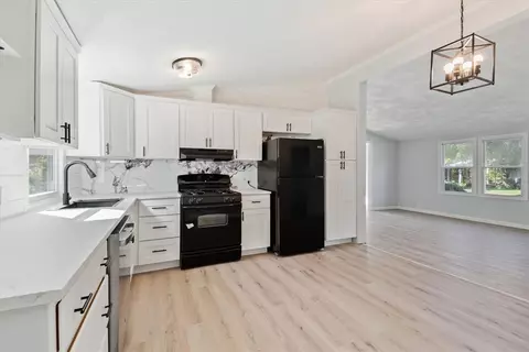 Kitchen - 14 Valiant Dr, Coventry, RI 02816 photo 2 of 2
