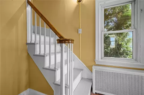 Entry Way - 49 Bridge St, Warren, RI 02885 photo 1 of 2