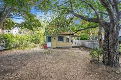 Exterior - 49 Bridge St, Warren, RI 02885 photo 6 of 7