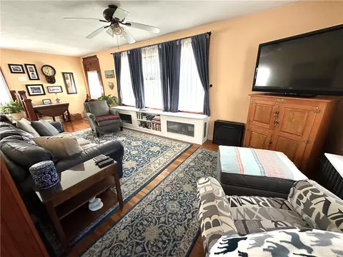 Living - 44 George St, Westerly, RI 02891 photo 2 of 5