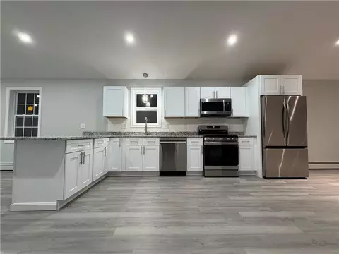 110 Linden Ave, Woonsocket, RI 02895