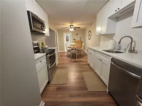 300 Smithfield Rd #P3-21, North Providence, RI 02904