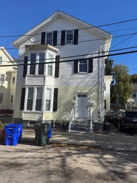 22 Bancroft St, Providence, RI 02909