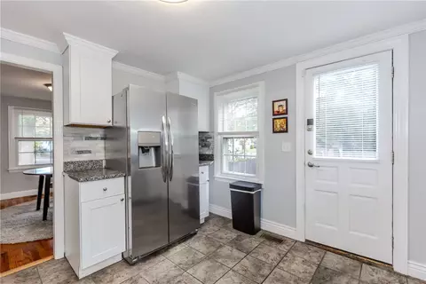 Other - 76 Massachusetts Ave, Warwick, RI 02888 photo 2 of 7
