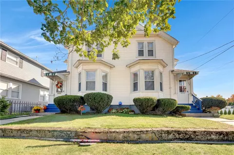 182 2nd St, East Providence, RI 02914