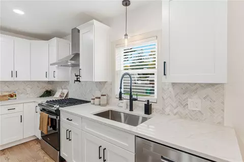 170 Holmes Rd, Warwick, RI 02888 photo 13