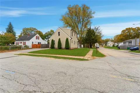 170 Holmes Rd, Warwick, RI 02888 photo 47