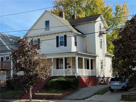 114 Norwood Ave, Cranston, RI 02905