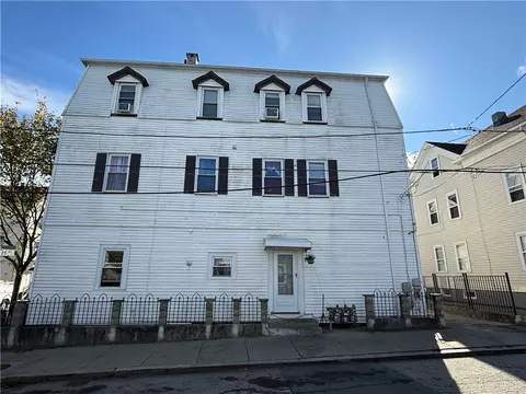 70 Bowdoin St, Providence, RI 02909