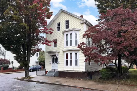 99 Lowell Ave, Providence, RI 02909