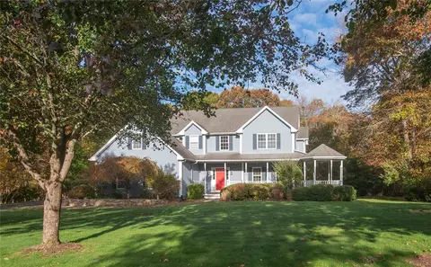 7 Caitlin Ct, South Kingstown, RI 02881