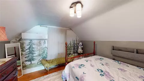 Bedroom - 83 Symonds Ave, Warwick, RI 02889 photo 4 of 10