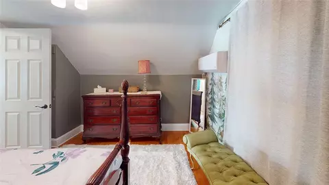 Bedroom - 83 Symonds Ave, Warwick, RI 02889 photo 7 of 10