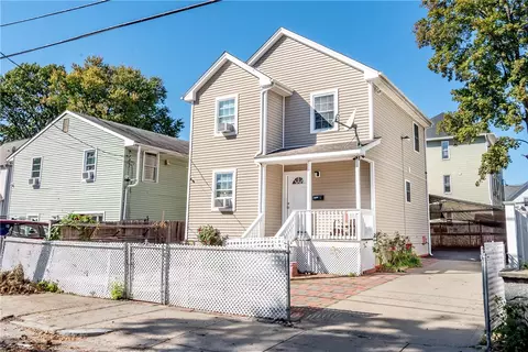 67 Trask St, Providence, RI 02905