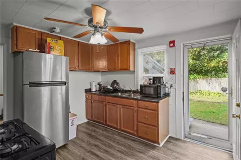Entry Way - 4 Pearl St, Westerly, RI 02891 photo 4 of 7
