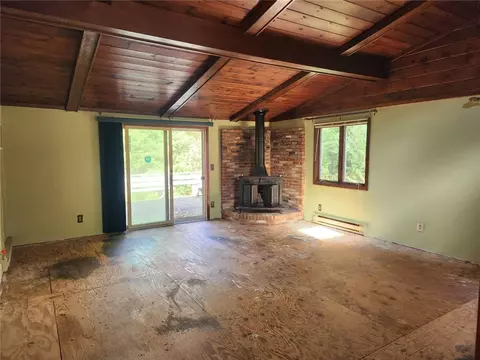 Living - 175 Randall Ave, Warwick, RI 02889 photo 4 of 5