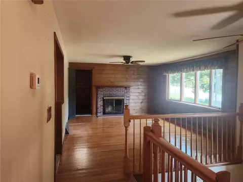 Living - 175 Randall Ave, Warwick, RI 02889 photo 1 of 5