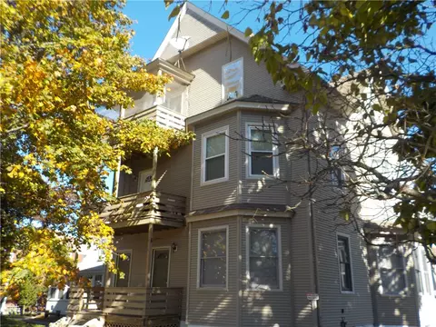 1014 Park Ave, Woonsocket, RI 02895