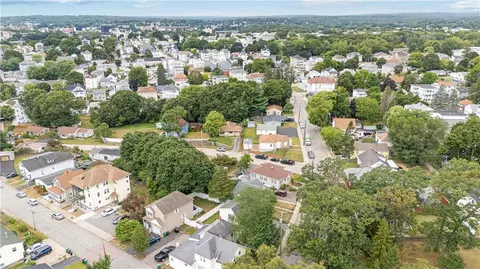797 Elm St, Woonsocket, RI 02895 photo 20