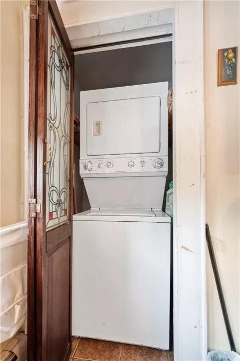 797 Elm St, Woonsocket, RI 02895 photo 18