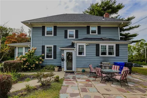 740 Veterans Memorial Pkwy, East Providence, RI 02914