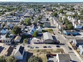 10 Seabury St, Providence, RI 02907