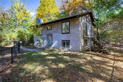 20 Country View Ln, Scituate, RI 02857